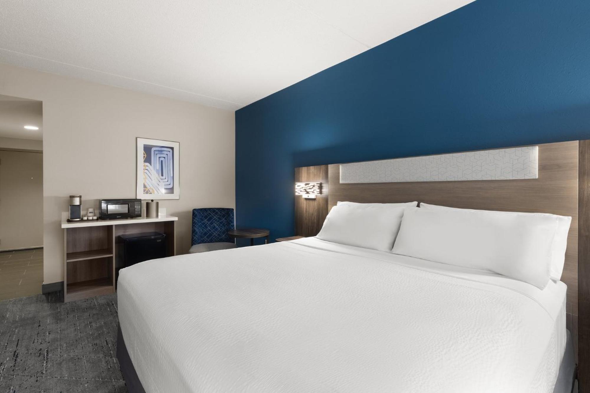 Holiday Inn Express Danbury I-84, An Ihg Hotel Exterior photo