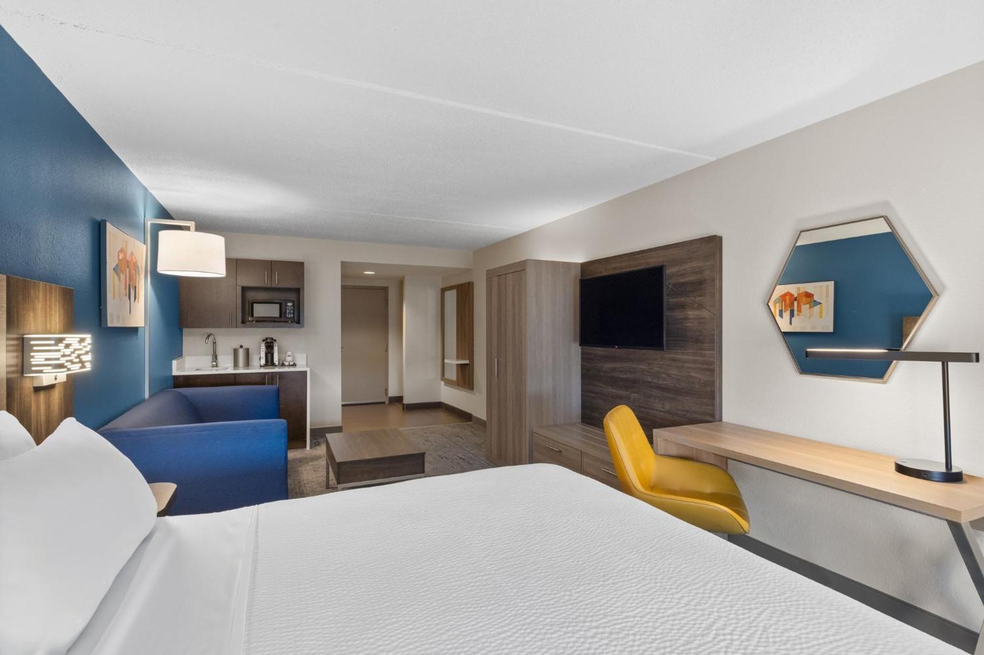 Holiday Inn Express Danbury I-84, An Ihg Hotel Exterior photo