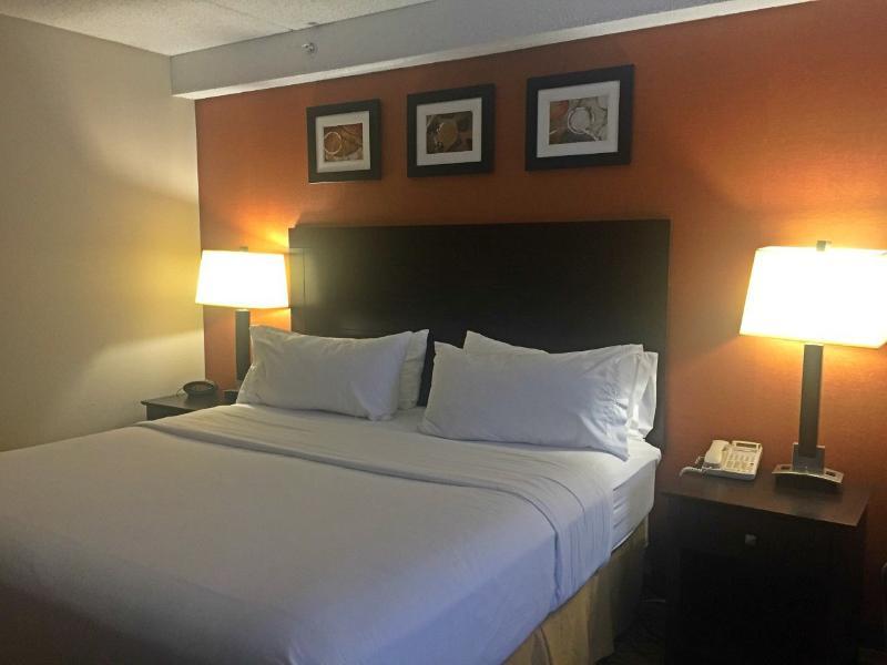 Holiday Inn Express Danbury I-84, An Ihg Hotel Exterior photo